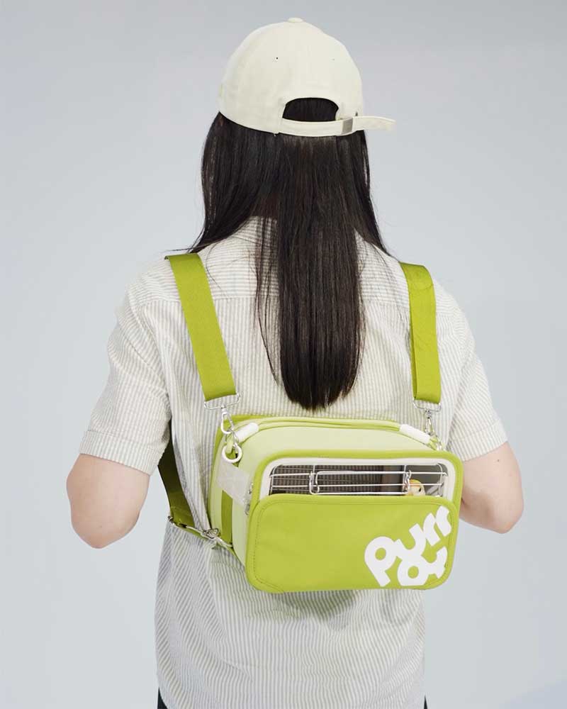Lightweight Outdoor Travel Carrier for Small Birds