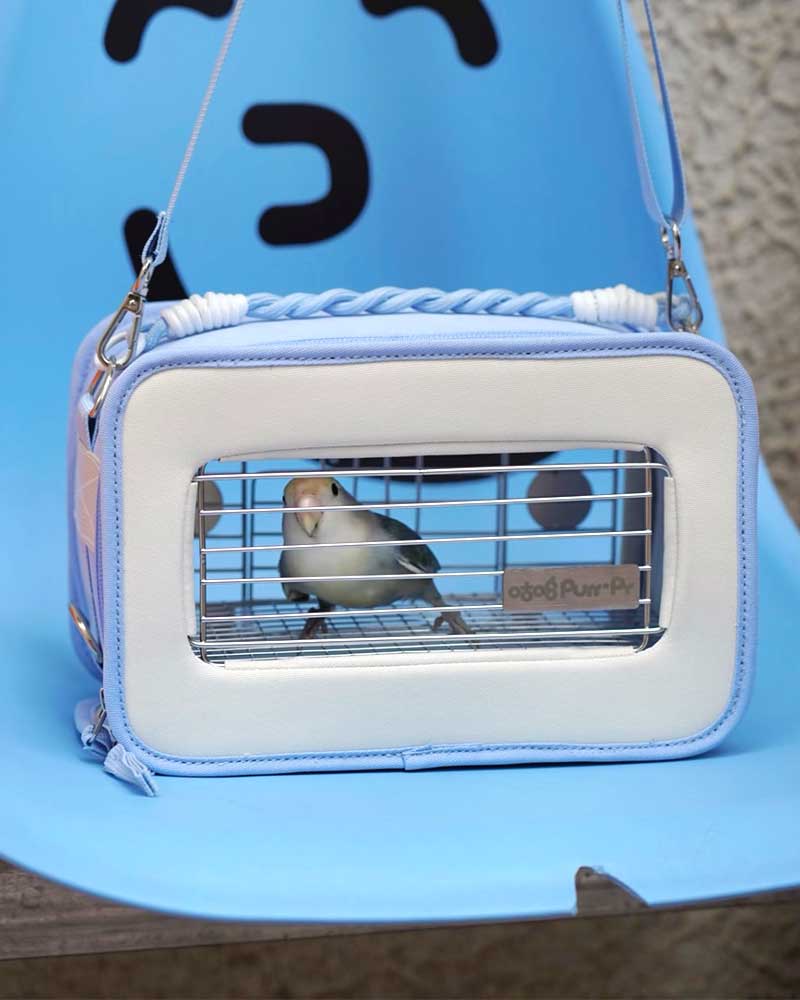 Lightweight Outdoor Travel Carrier for Small Birds