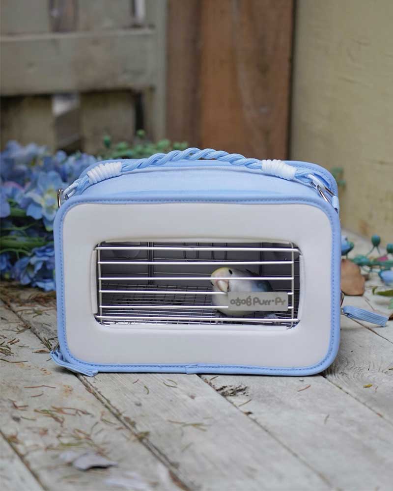 Lightweight Outdoor Travel Carrier for Small Birds
