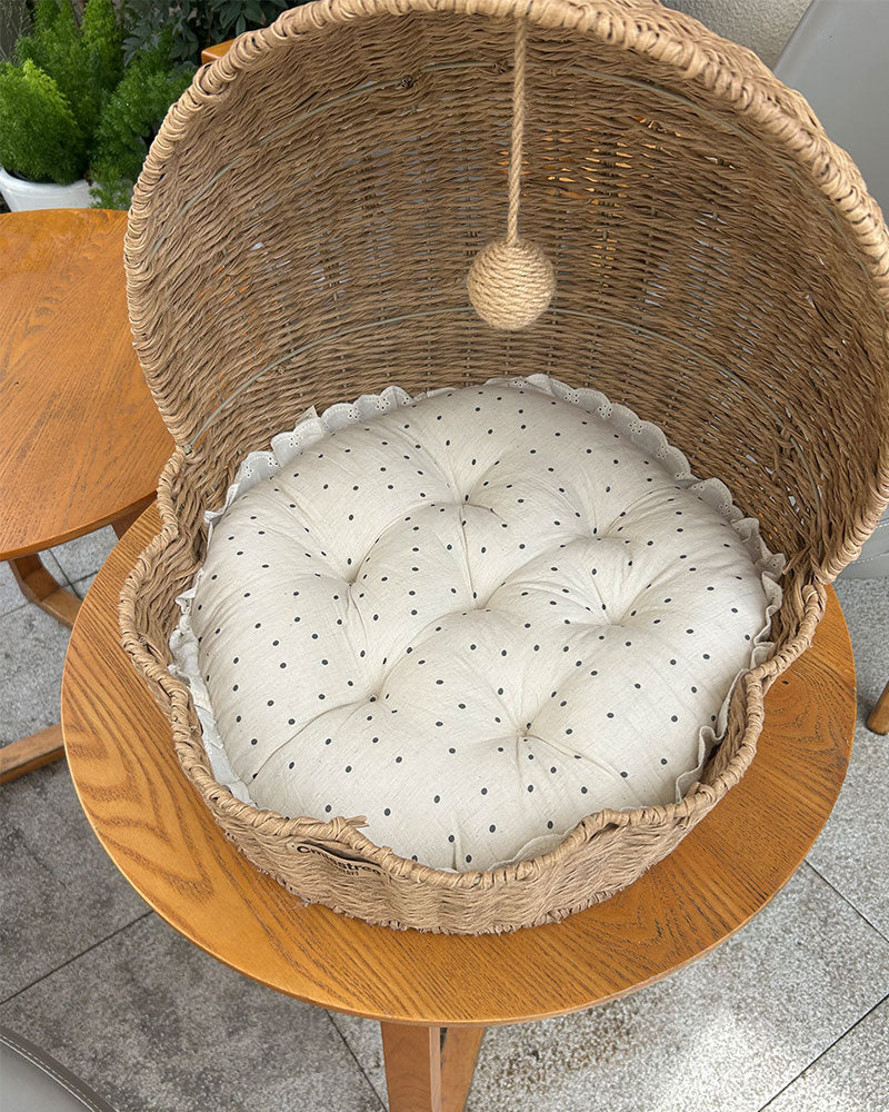 Rattan Shell Semi-Enclosed Cozy Cat Bed