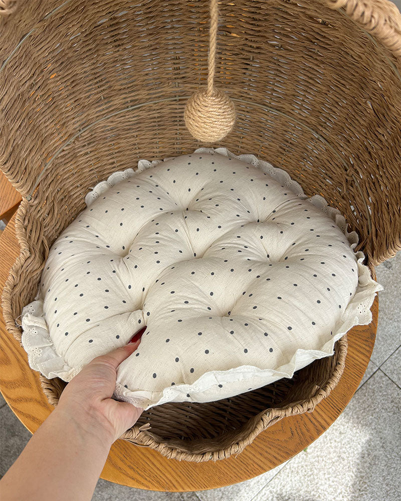 Rattan Shell Semi-Enclosed Cozy Cat Bed
