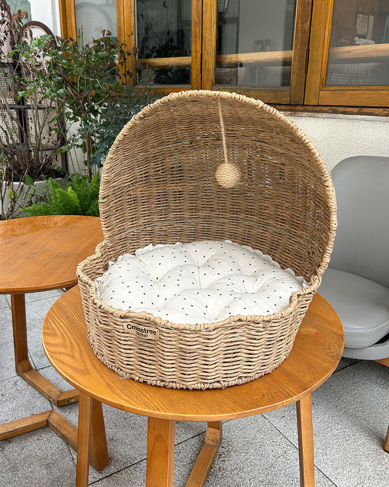 Rattan Shell Semi-Enclosed Cozy Cat Bed